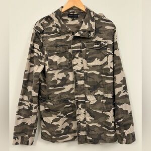 Saks Fifth Avenue Camo Zip Up Jacket Medium